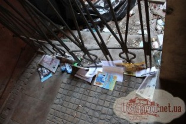 У центрі Ужгорода «муніципали» візьмуться за екологічне варварство (ФОТО)
