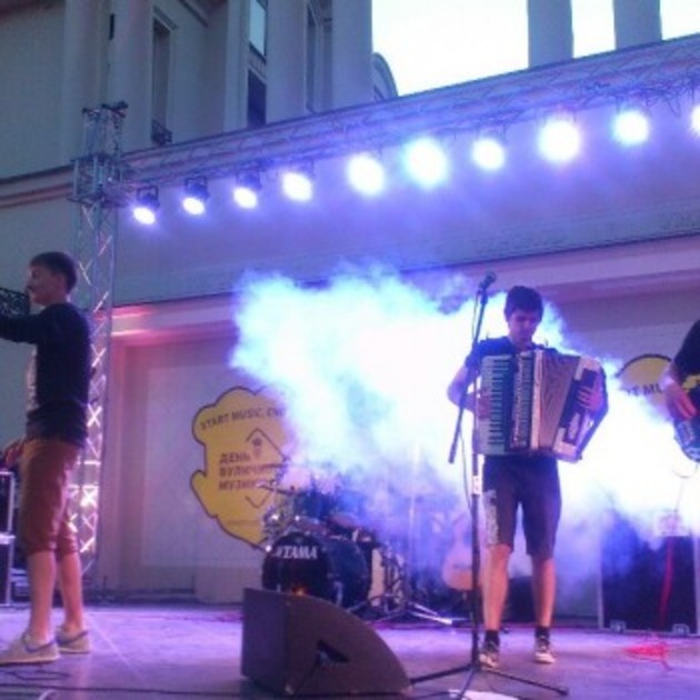 «Артистична» площа цілий день «квітла» музикою!