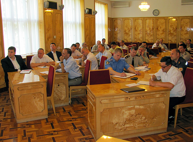 На берегах Ужа говорили про екстрене оповіщення громадян на випадок виникнення НС