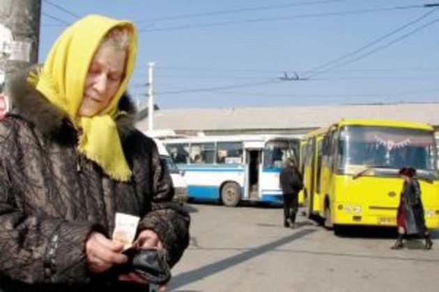 Держава має відшкодовувати пільговий проїзд людині, а не транспортним підприємствам
