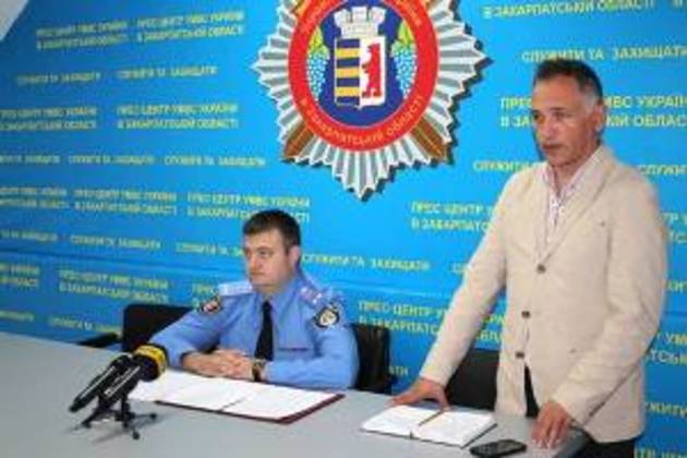 Усе більше нелегальної зброї вилучають у Закарпатті