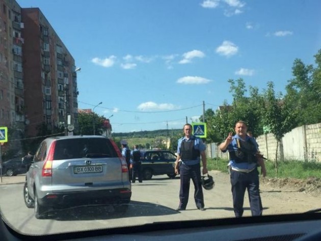 Силовики кажуть, що бандити ПС заблоковані, а військові вільно з ними «спілкуються»!