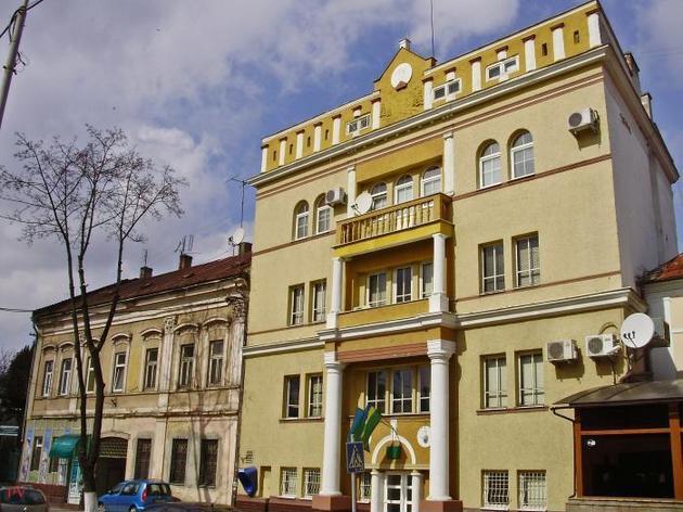Через мукачівські події глава уряду звільнив всіх митників Закарпаття