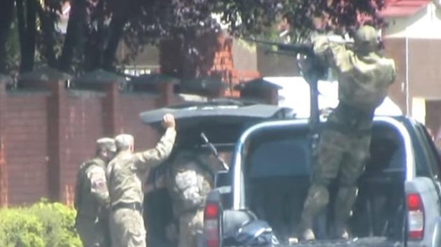 Силовики таки зважилися на спецоперацію по знешкодженню бандформування у Мукачеві?