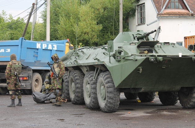 Закарпаття виставило бронетехніку — знову очікують машини з бійцями ПС