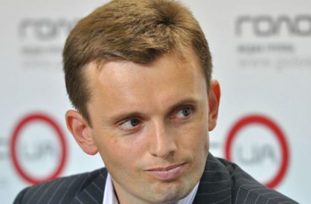 Центральна влада хоче взяти під свій контроль митні потоки на кордонах?
