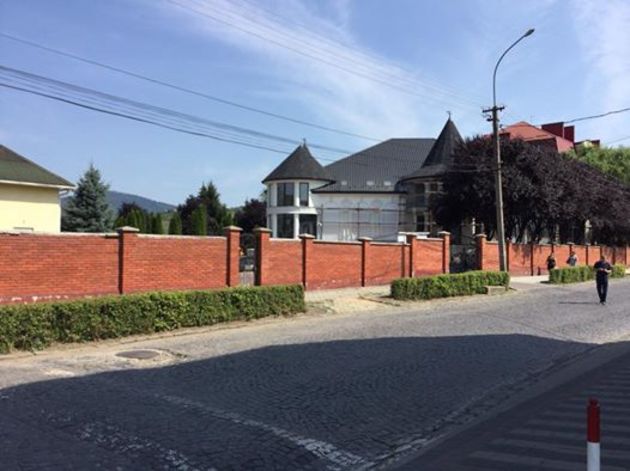 Тимчасова слідча комісія ВРУ ніяк не вибереться з Мукачева!
