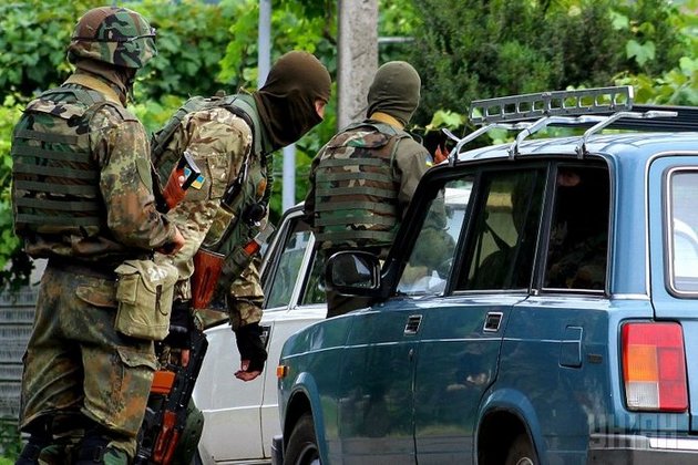 Головний міліціонер про розшук бойовиків ПС, БТРи на дорогах та коли це все нарешті закінчиться