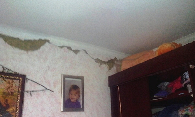 Підземні поштовхи наробили чимало біди — люди з родинами ночують під зірковим небом! (ВІДЕО)