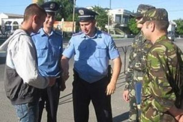 Закарпатським міліціонерам категорично заборонили брали участь у мобілізаційних облавах