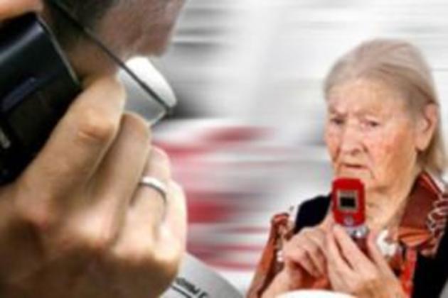 Слідом за міліціонерами у закарпатців видурюють гроші і псевдопрокурори