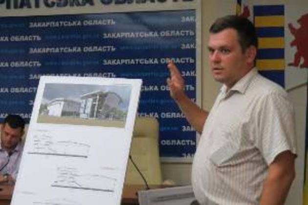 Льодовому палацу в Ужгороді - бути!
