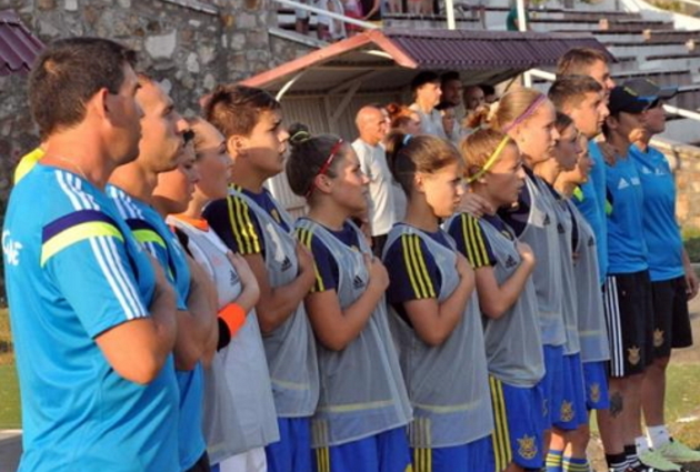 Українські футболістки обіграли сусідок-угорок з рахунком 2:1 (ФОТО)