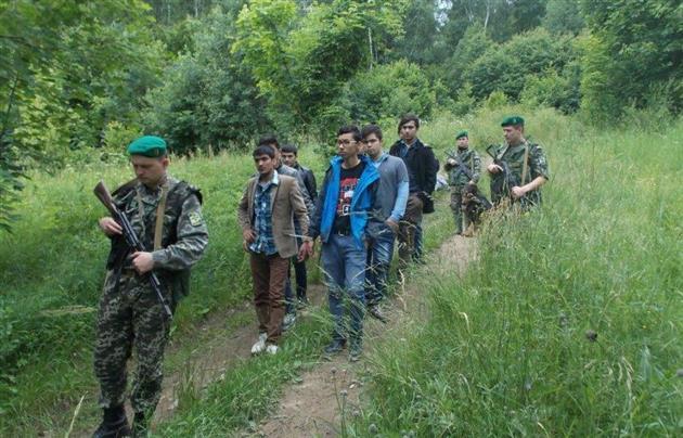 «Велика Угорщина» манить до себе нелегалів-мандрівників!