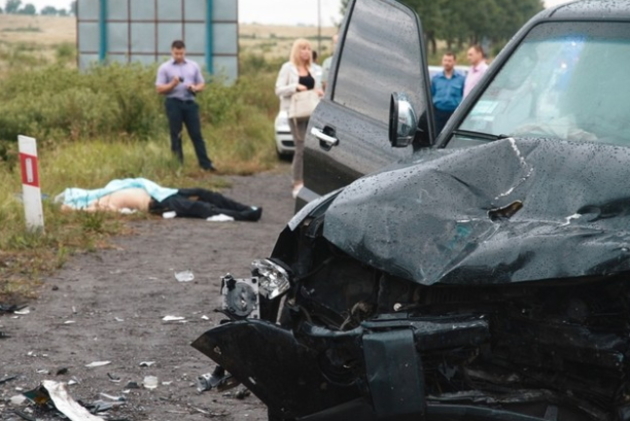 Убивця у суддівській мантії як ні в чому не бувало знову всівся у своє високе крісло! (ФОТО)