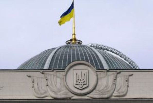 Парламентарі позбулися шефа закарпатських митників та податківців 