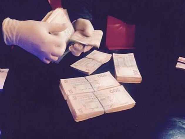 Сільським мером-хабарником прокуратура зайнялася конкретно!
