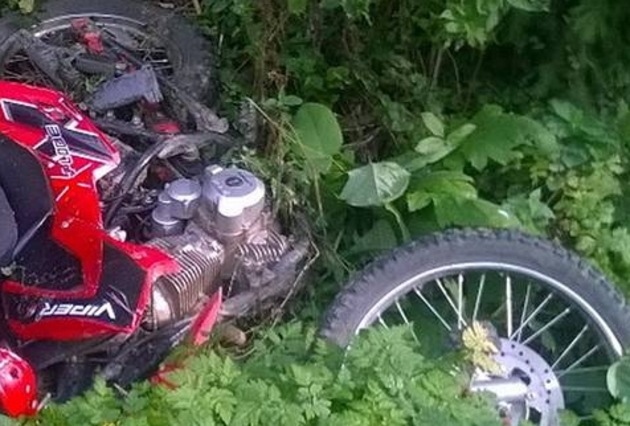 Жахлива смерть байкера на сільській дорозі (ФОТО)