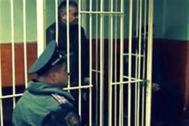 Сидітиме! Суд не піддався на вмовляння вбивці матері та доньки 