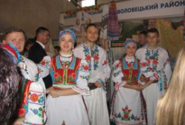 Усе туристичне розмаїття Срібної Землі - в одній експозиції (ФОТО) 