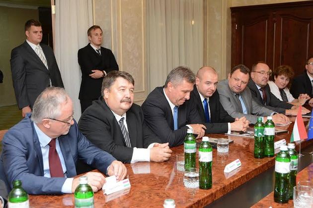 Хто стане наступним Послом України в Угорській Республіці?