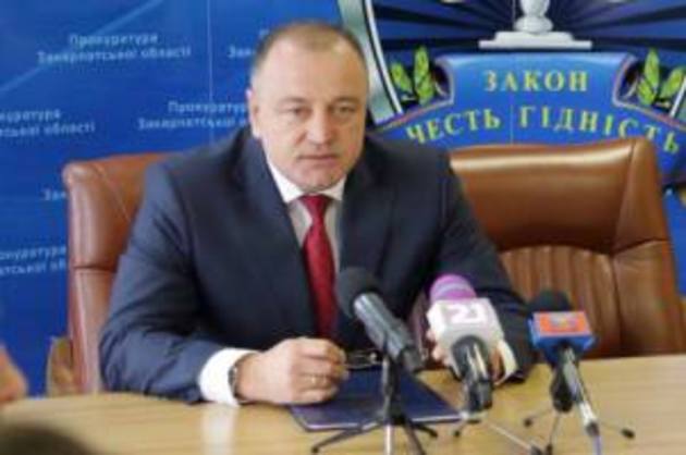 «Феміда по-українськи»: перечинський суддя-вбивця мало того, що не за гратами, він навіть при посаді