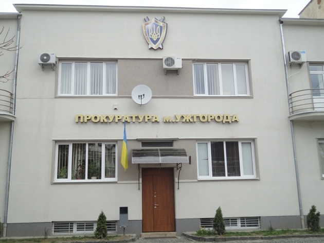 До незаконного будівництва 5-поверхового будинку в історичній частині міста причетні посадовці Ужгородської міськради