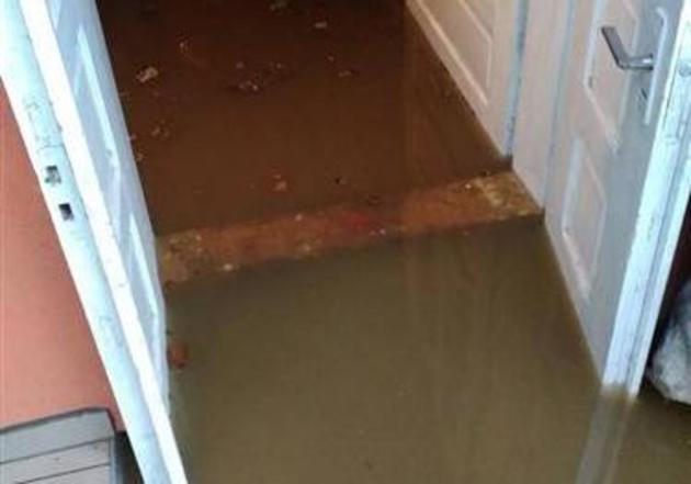 На Рахівщині вода вже у будинках селян (ФОТОРЕПОРТАЖ)
