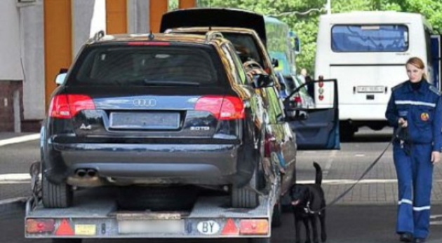За нерозмитнене авто українцю виписали штраф у 450 тисяч гривень!