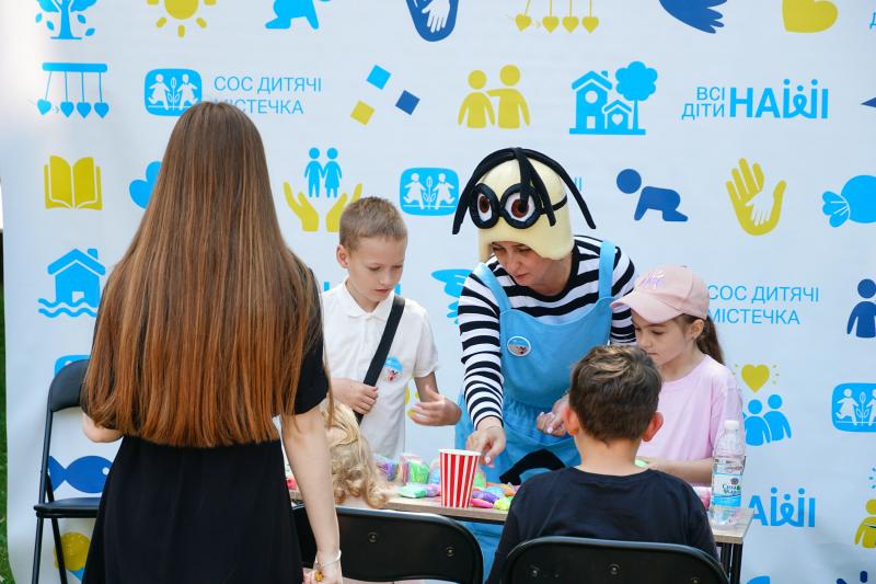 У центрі Ужгорода - масштабне свято для дітей