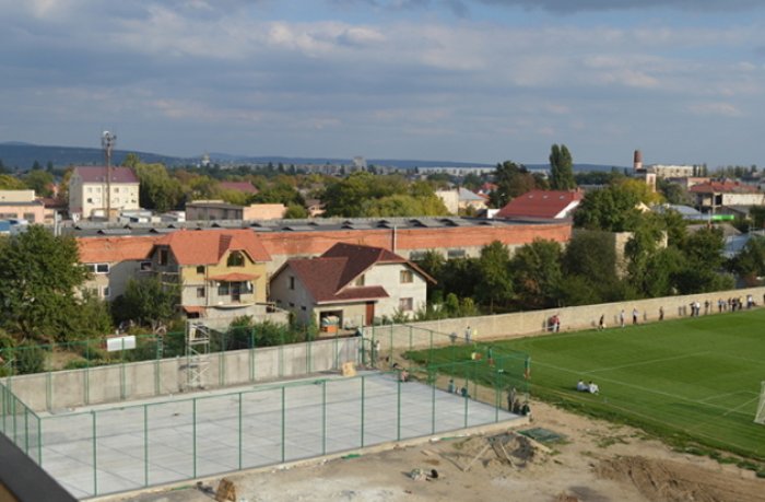 Ужгородців запрошують на відкриття реконструйованого футбольного стадіону «Автомобіліст»!