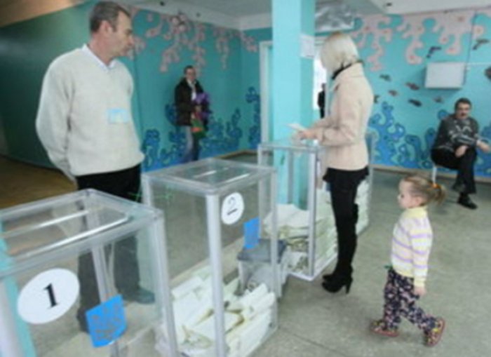 В обласному центрі проголосували більше 53 відсотків виборців