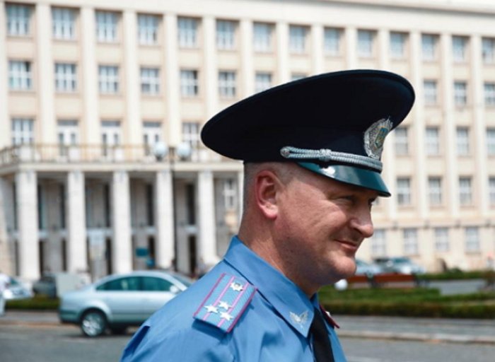 Головний обласний міліціонер «засвітився» на голубому екрані