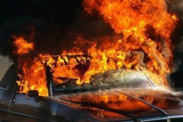Відомо ім’я ще одного постраждалого ужгородського активіста - йому під авто заклали вибухівку
