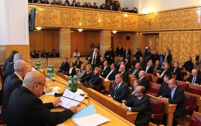 Закарпатські депутати більше не зможуть приховати, як голосували