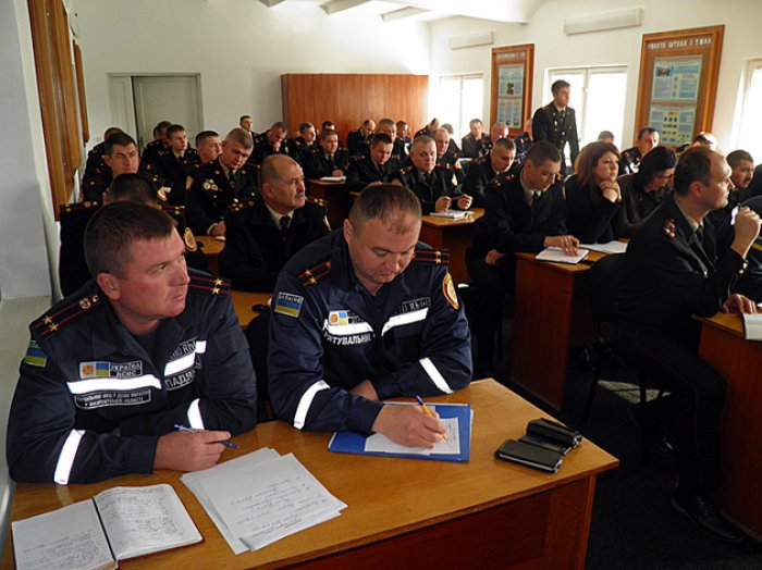 Як спрацювали пожежники Срібної Землі у місяць виборів? (ФОТО)