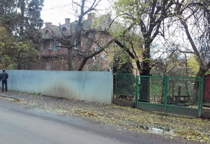 Гвинтівку та «кілера» шукають поліцейські у місті над Ужем!
