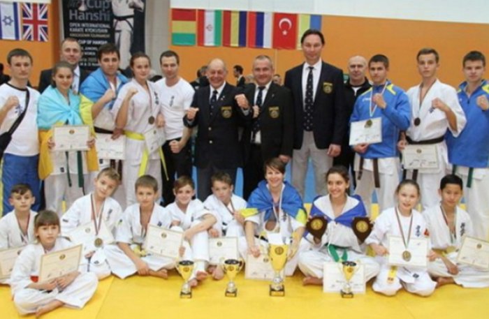 У жорсткій боротьбі з болгарами й іранцями мукачівці вибороли 4 медалі!