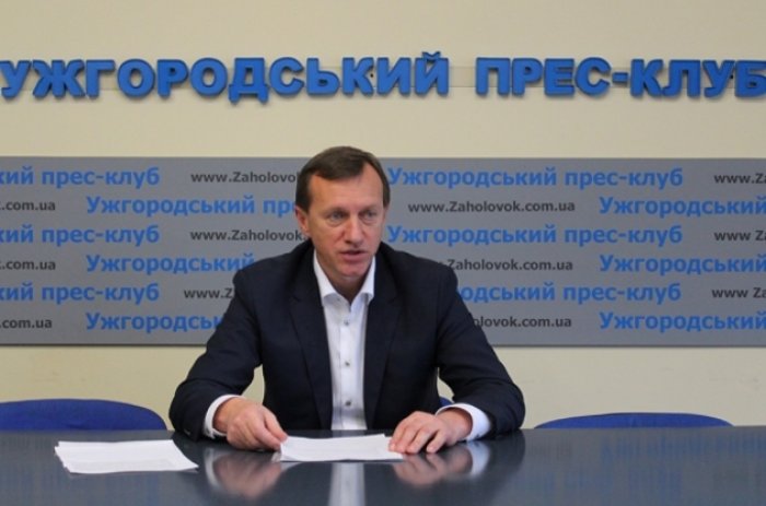 Богдан Андріїв закликає ужгородців не допустити повернення 90-их