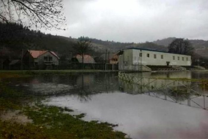 Хто бреше: УДСНС в Закарпатській області чи «білий дім»?