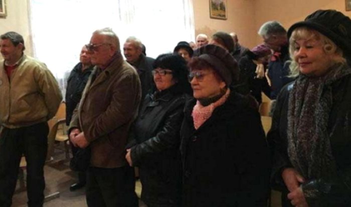 СБУшник намагався вручити повістки депутатам Європарламенту та Чехії (ВІДЕО)