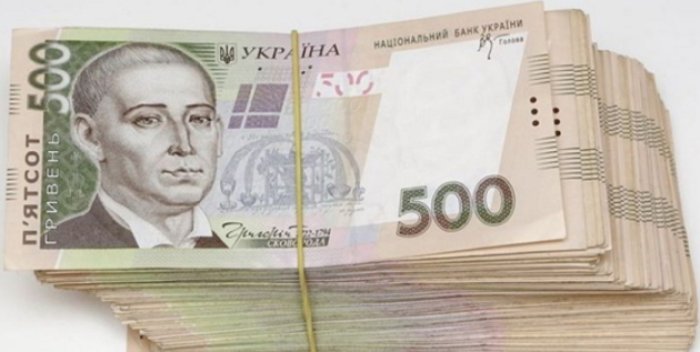 40-річна дружина поцупила у 67-річного чоловіка 500 тисяч гривень!
