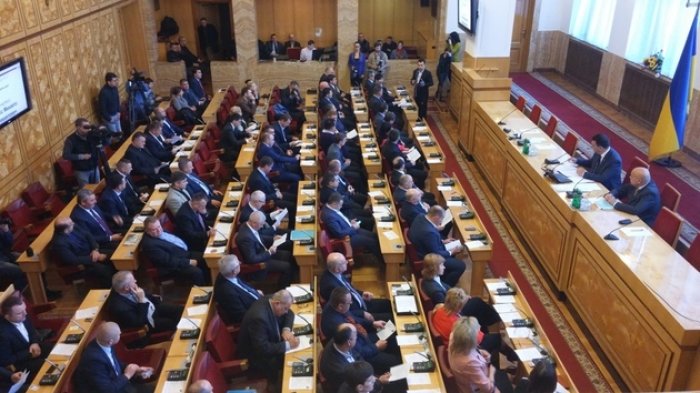 У Закарпатській облраді перезавантажили всі комісії