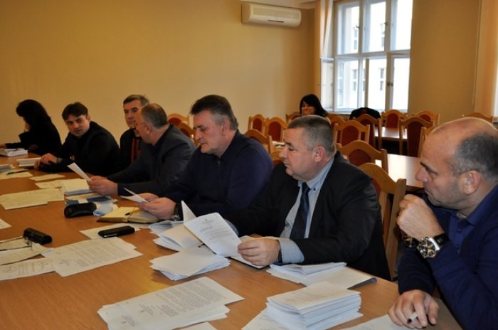 Закарпатські обранці опрацювали головний фінансовий документ краю