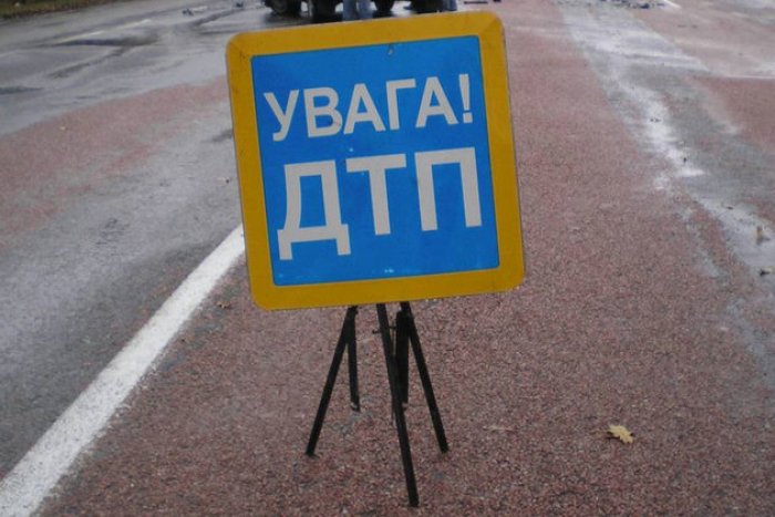 У місті над Ужем «поцілувалися» два «Мерседеси»