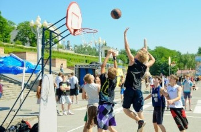 «Титанік» не тоне, а «Миші» бувають і срібними
