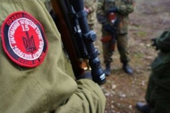 Бійці Правого сектора, яких розшукували за стрілянину в Мукачеві, вже воюють на сході (ВІДЕО)