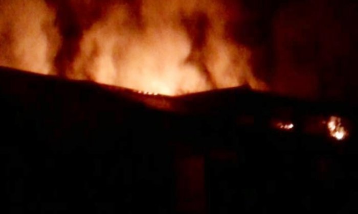 Жахлива пожежа у місті над Ужем - тільки дивом обійшлося без жертв! (ФОТО)