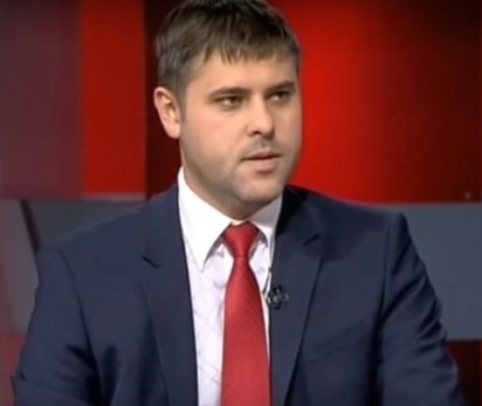 Помічник Шокіна заявив про закарпатський озброєний позашляховик «Правого Сектору»!