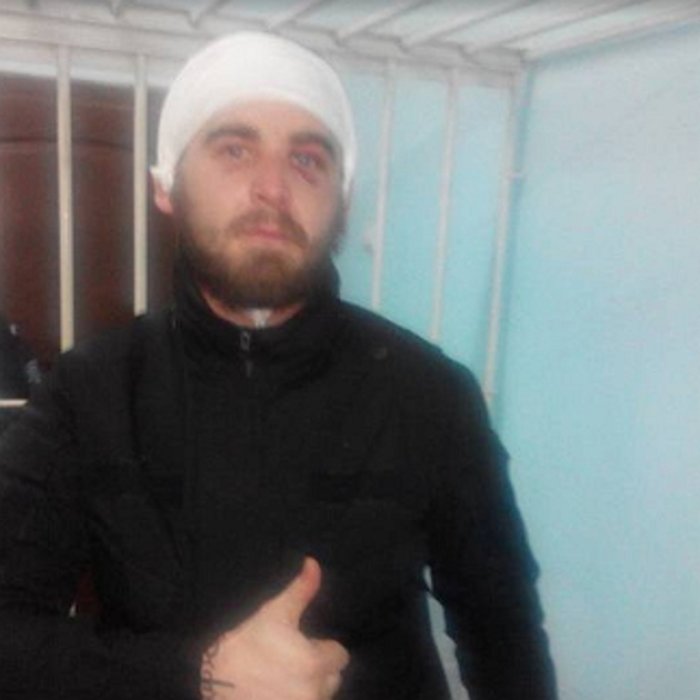 До затриманого бійця ПС із вогнепальним пораненням не допускають медиків
